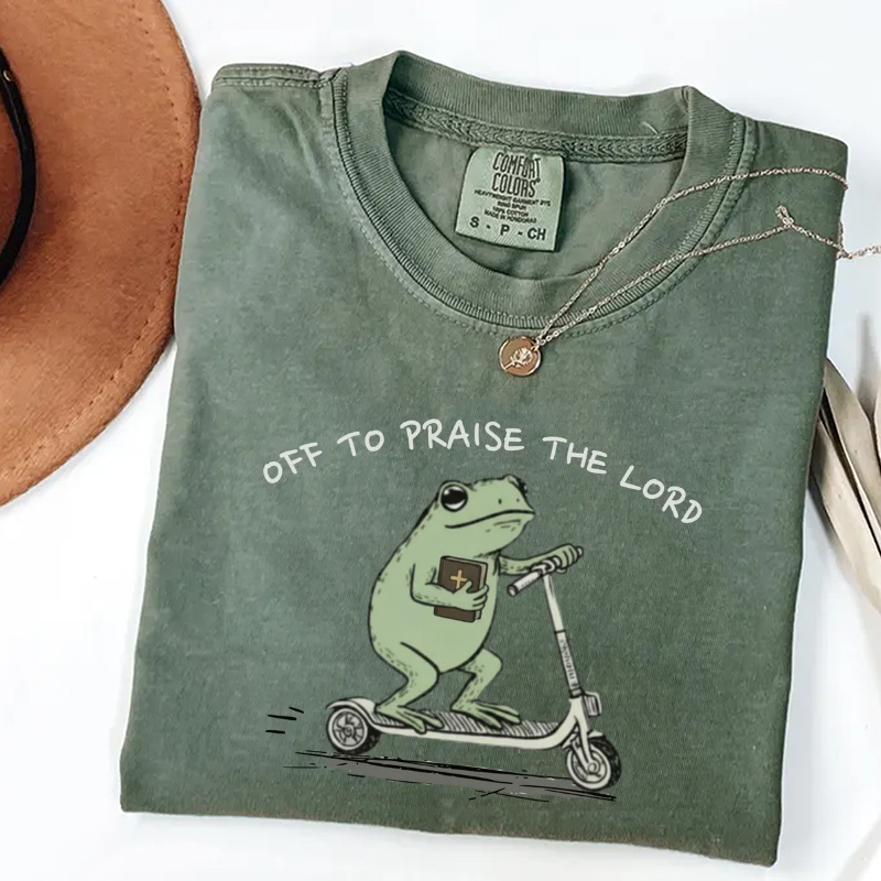 Off to Praise the Lord Frog – Cute Funny Christian T-Shirt